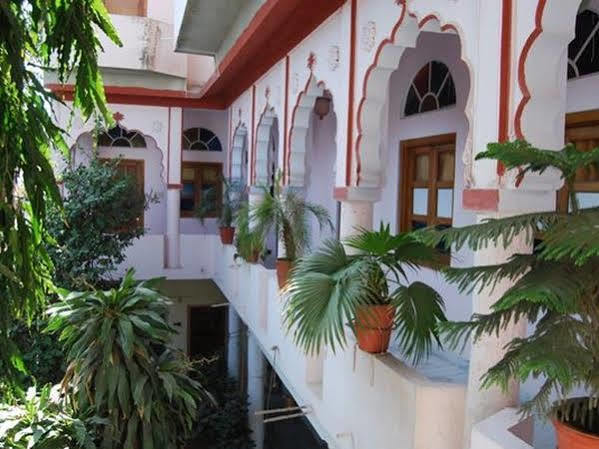 Aroma Hotel Pushkar Exterior foto